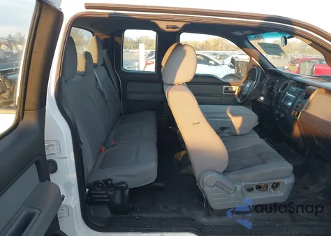 2011 Ford F-150 Xl z USA, uszkodzony, nr VIN 1FTFX1CF5BFB25037